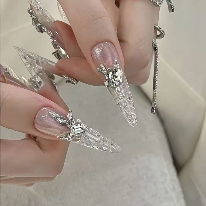 Hand-worn, frosted, European and American lines, high-grade hand-painted temperament, nail art, white, ins babes, long fast nail art--available wholesale - 图片 6