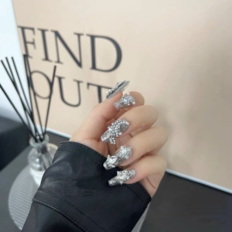 White Pearl High-end Manicure - 图片 3