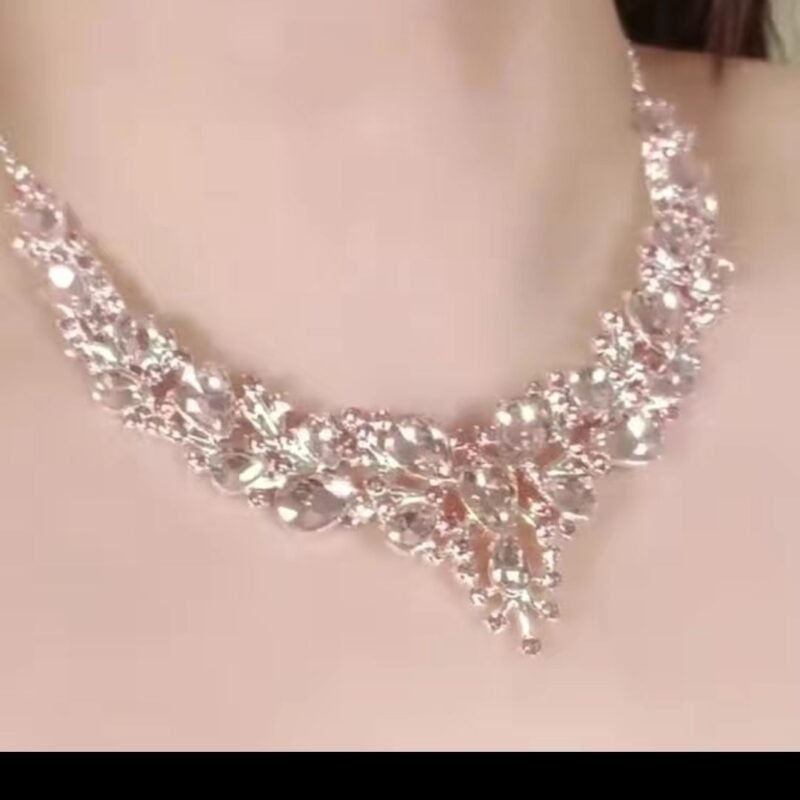 Galaxy Reverie Premium Pink Rhinestone Necklace New Light Luxury Exquisite Design Princess