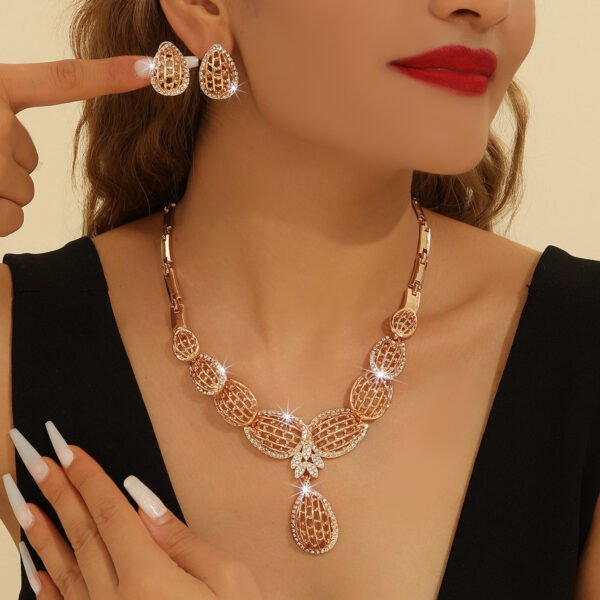 Wholesale Sparkling Jewelry Sets with Rings and Bracelets