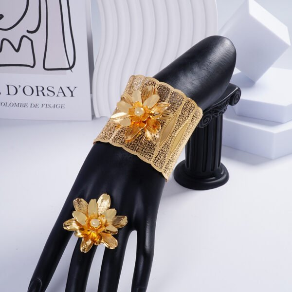 Indian bride heavy gold bangles