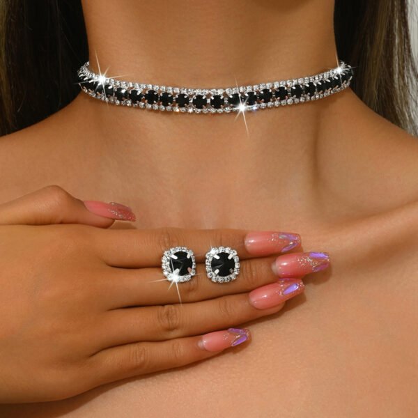 Affordable Sparkling Jewelry Set – Best Seller in Middle East