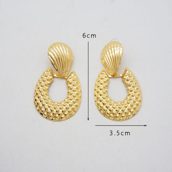 Mystic Ethnic Earrings – Alloy Design with Folk Art Vibes - 图片 6