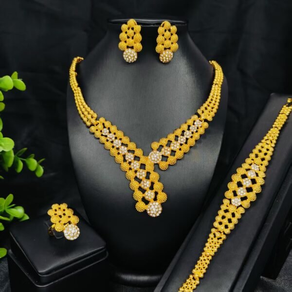 Gold Jewelry Supplier for African Bridal Boutiques