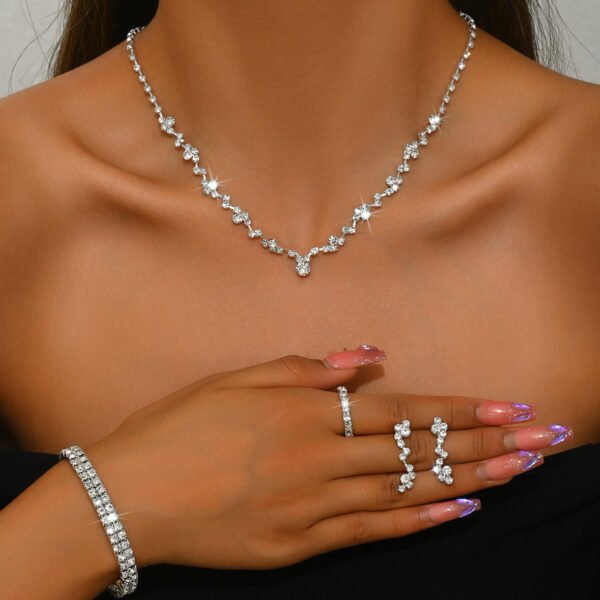 Wholesale Cheap Sparkling Jewelry Sets with Crystals